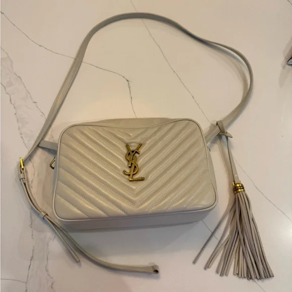 YSL classic leather camera bag in the color bone. - Picture 3 of 15